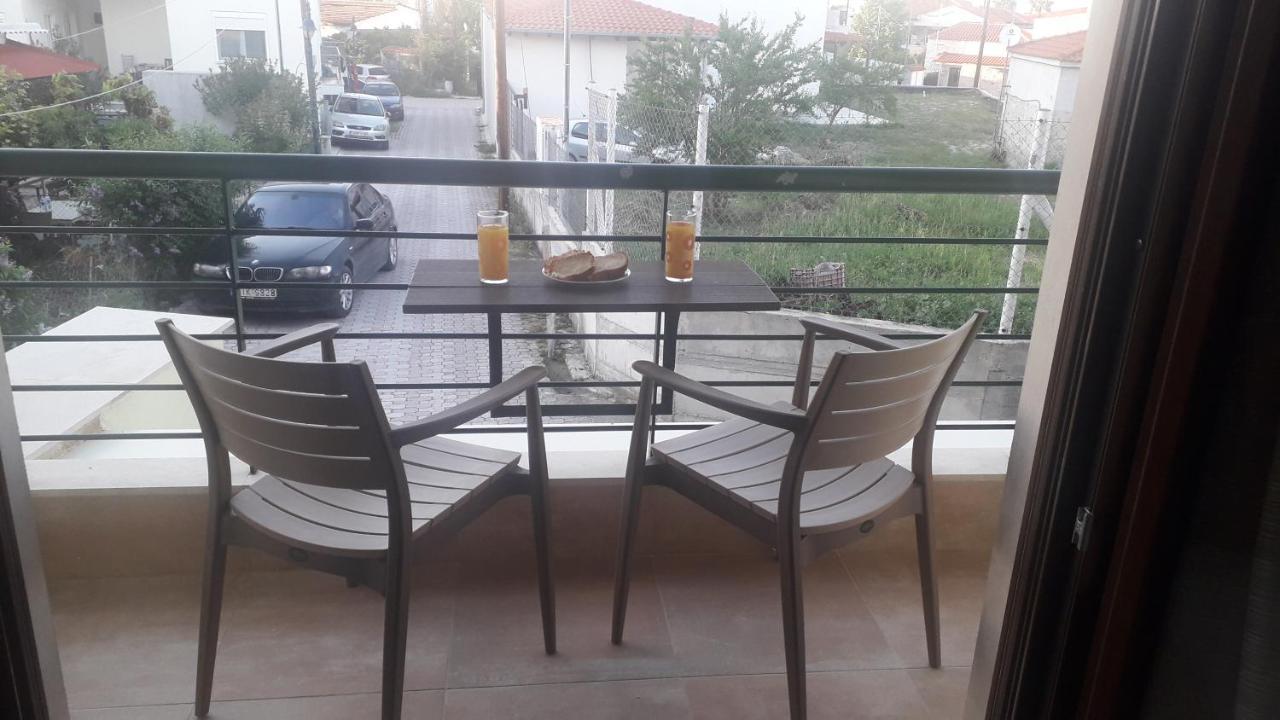 Eleni-Areti Apartment Pefkochori Ngoại thất bức ảnh